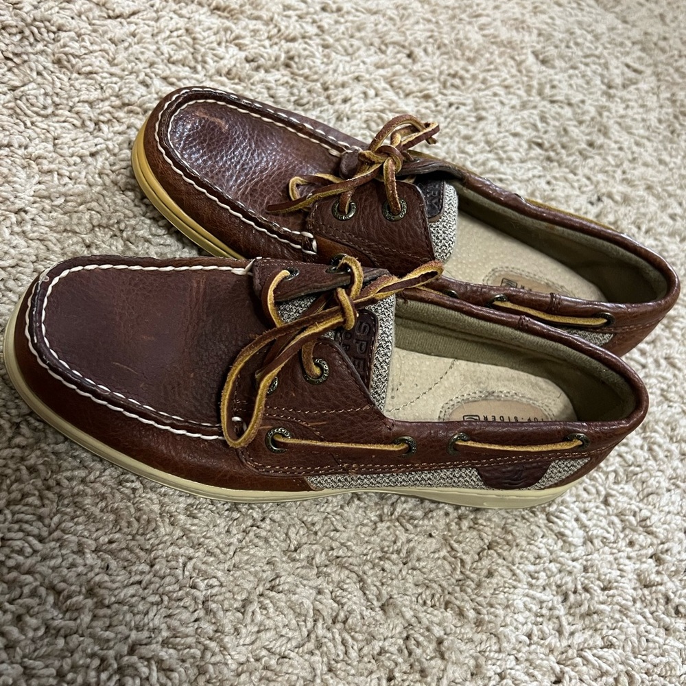 Leather Sperrys